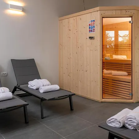 Lovely In With Sauna * Pićan